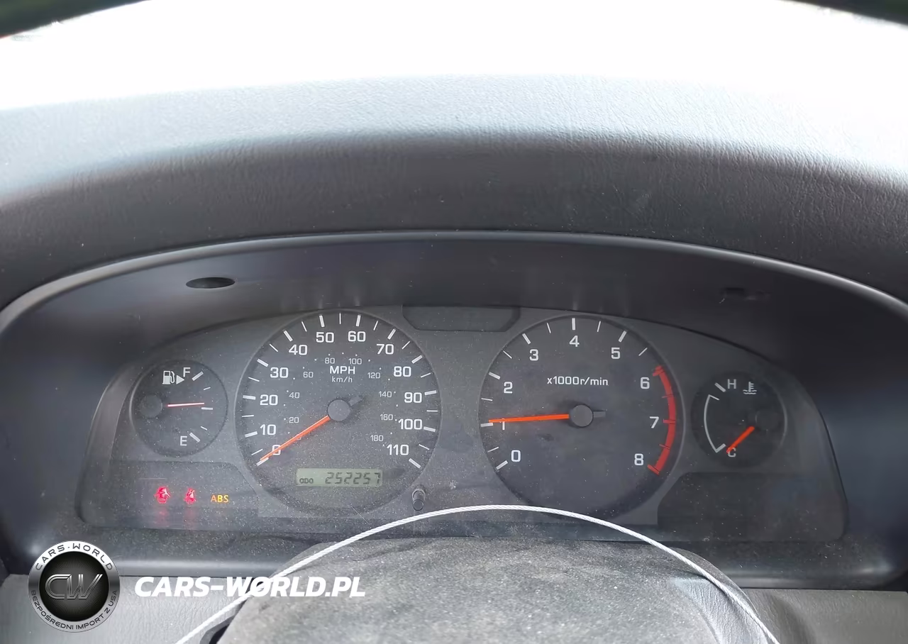 2001 Nissan Xterra Xe VIN:5N1ED28Y51C532940 - 7