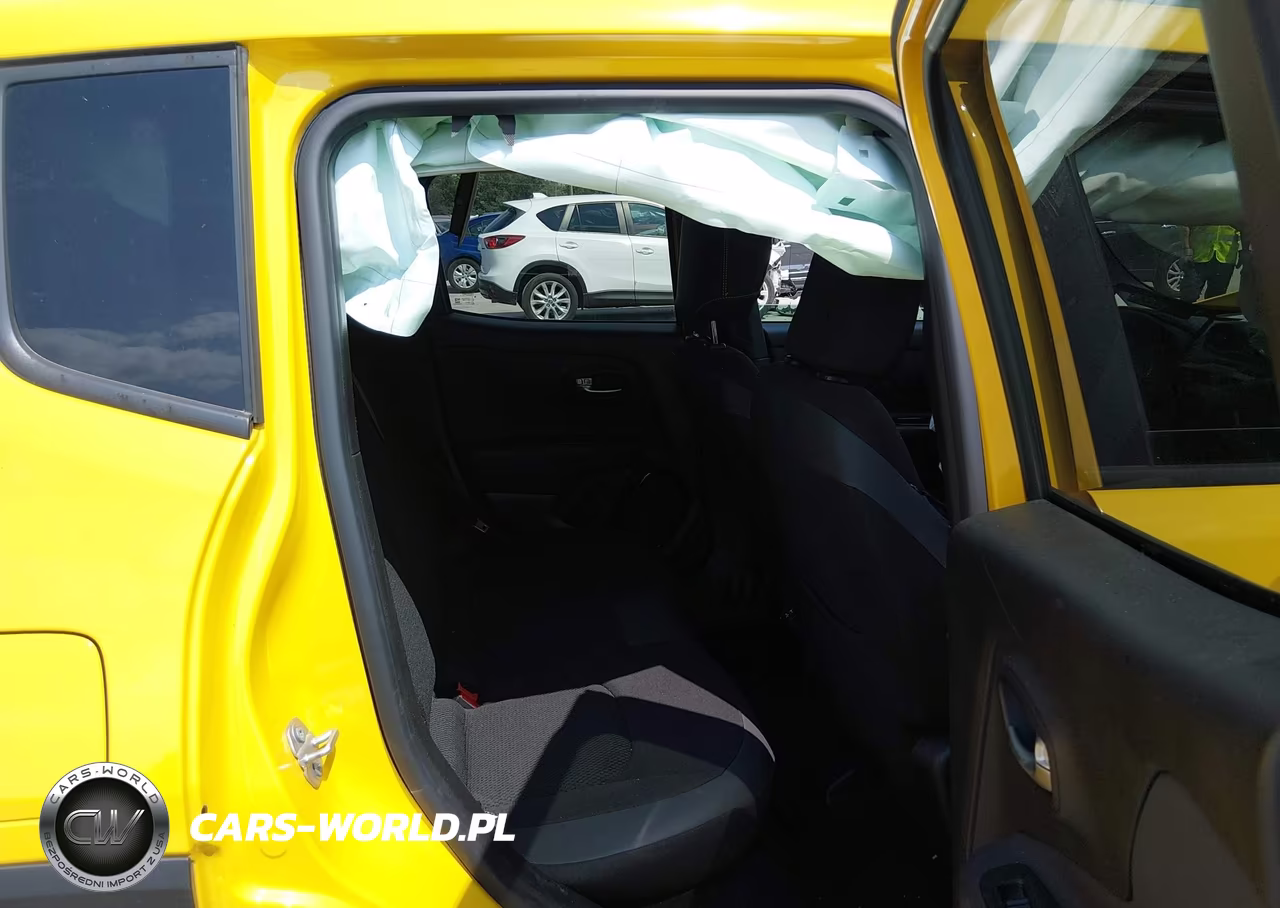 2018 Jeep Renegade Altitude Fwd VIN:ZACCJABB8JPJ71537 - 8