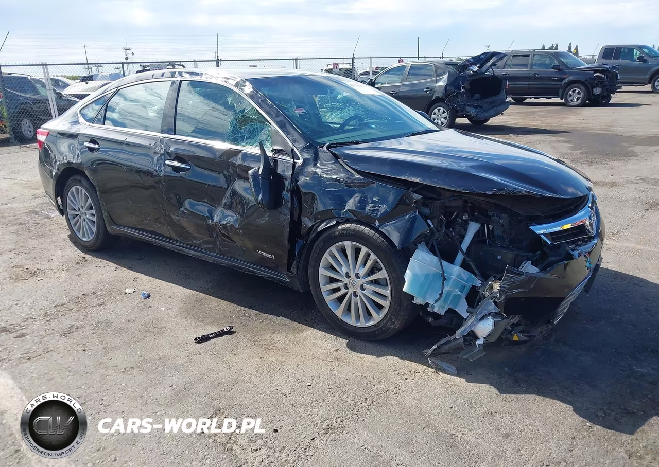 2015 Toyota Avalon Hybrid