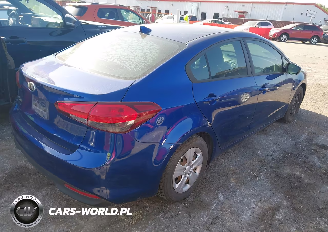 2017 Kia Forte Lx VIN:3KPFL4A73HE117076 - 4