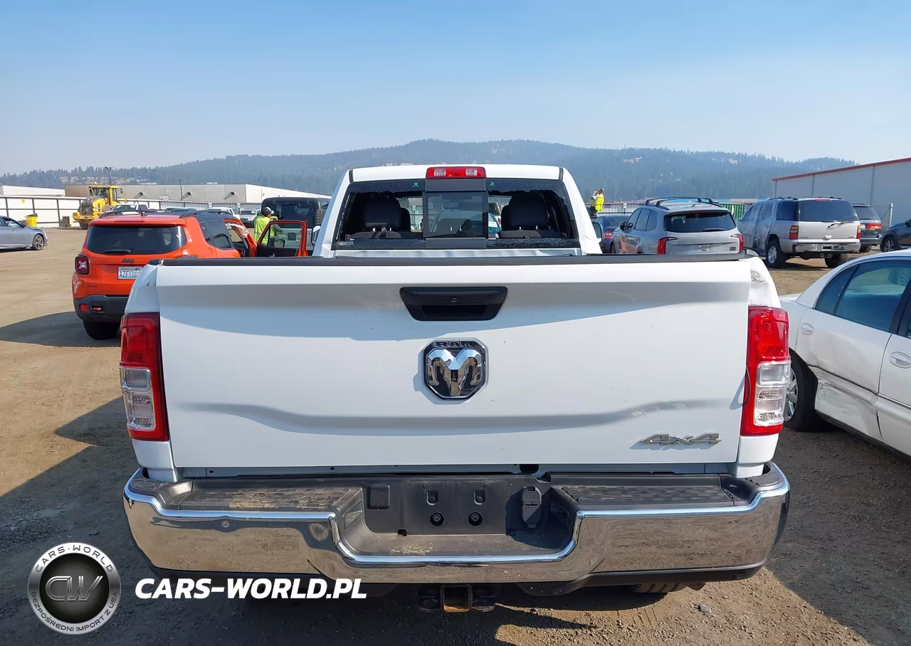 2021 Ram 3500 Tradesman 4X4 8' Box VIN:3C63R3GJ3MG703023 - 17
