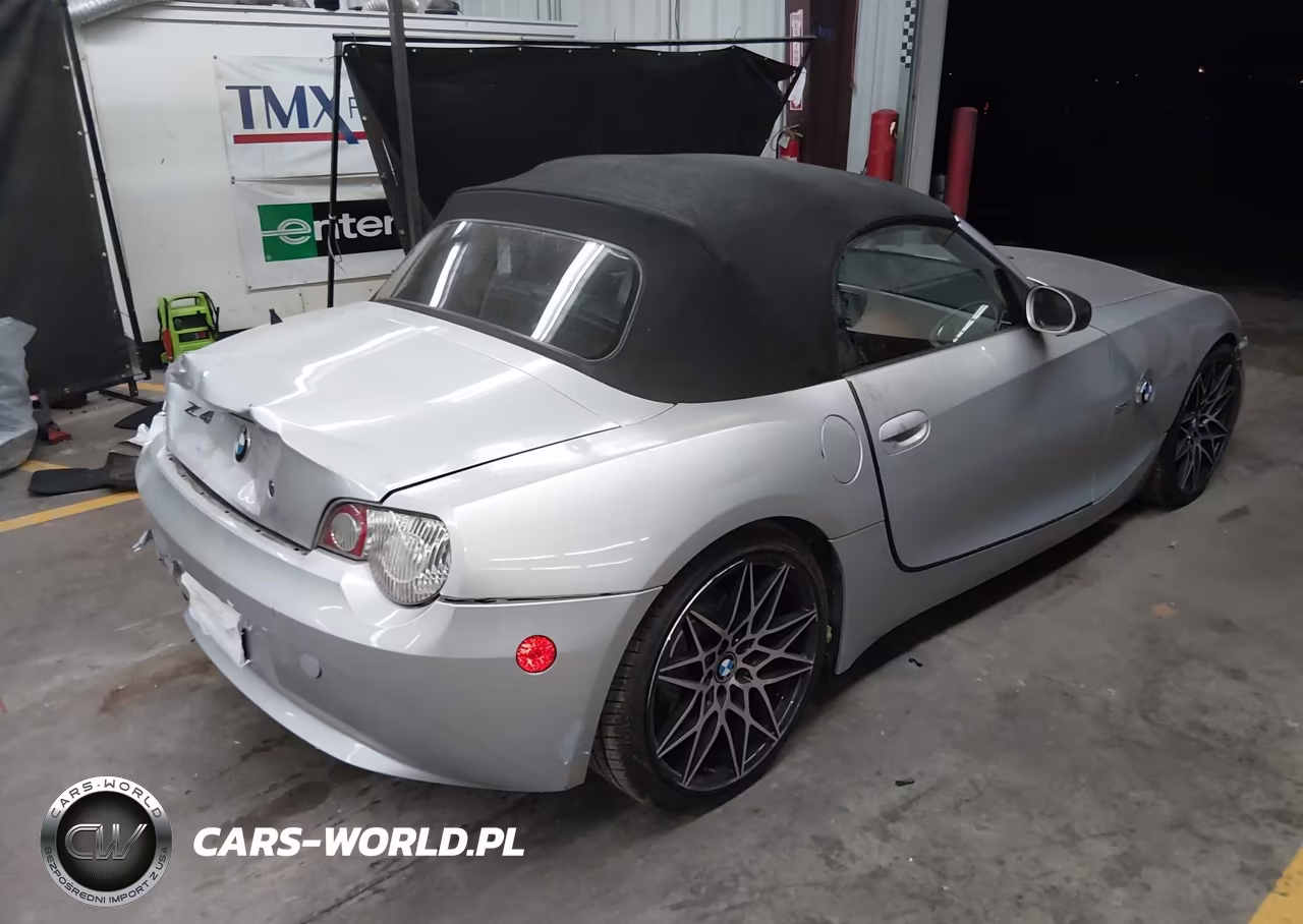2004 BMW Z4 3.0I VIN:4USBT53584LT25076 - 4