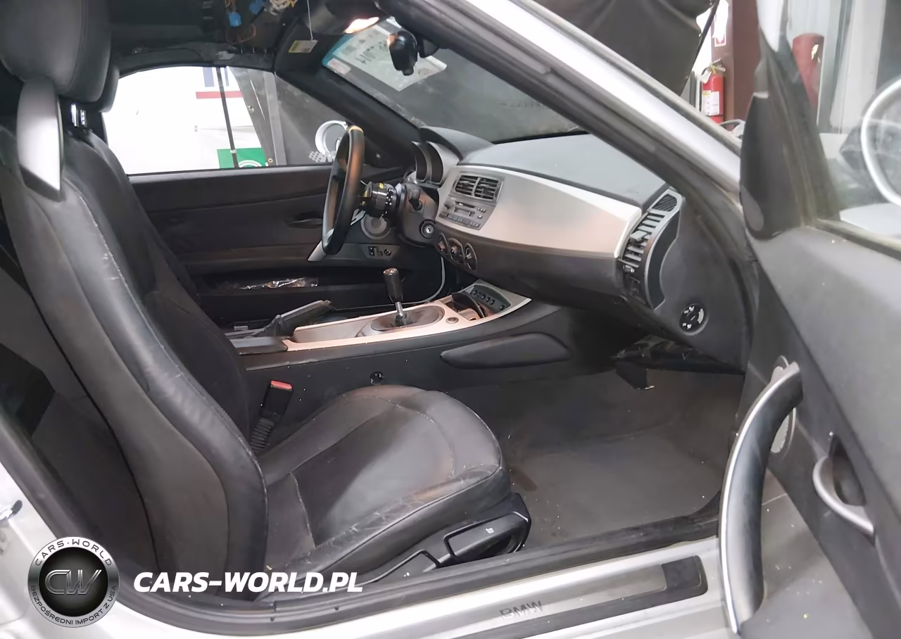2004 BMW Z4 3.0I VIN:4USBT53584LT25076 - 5