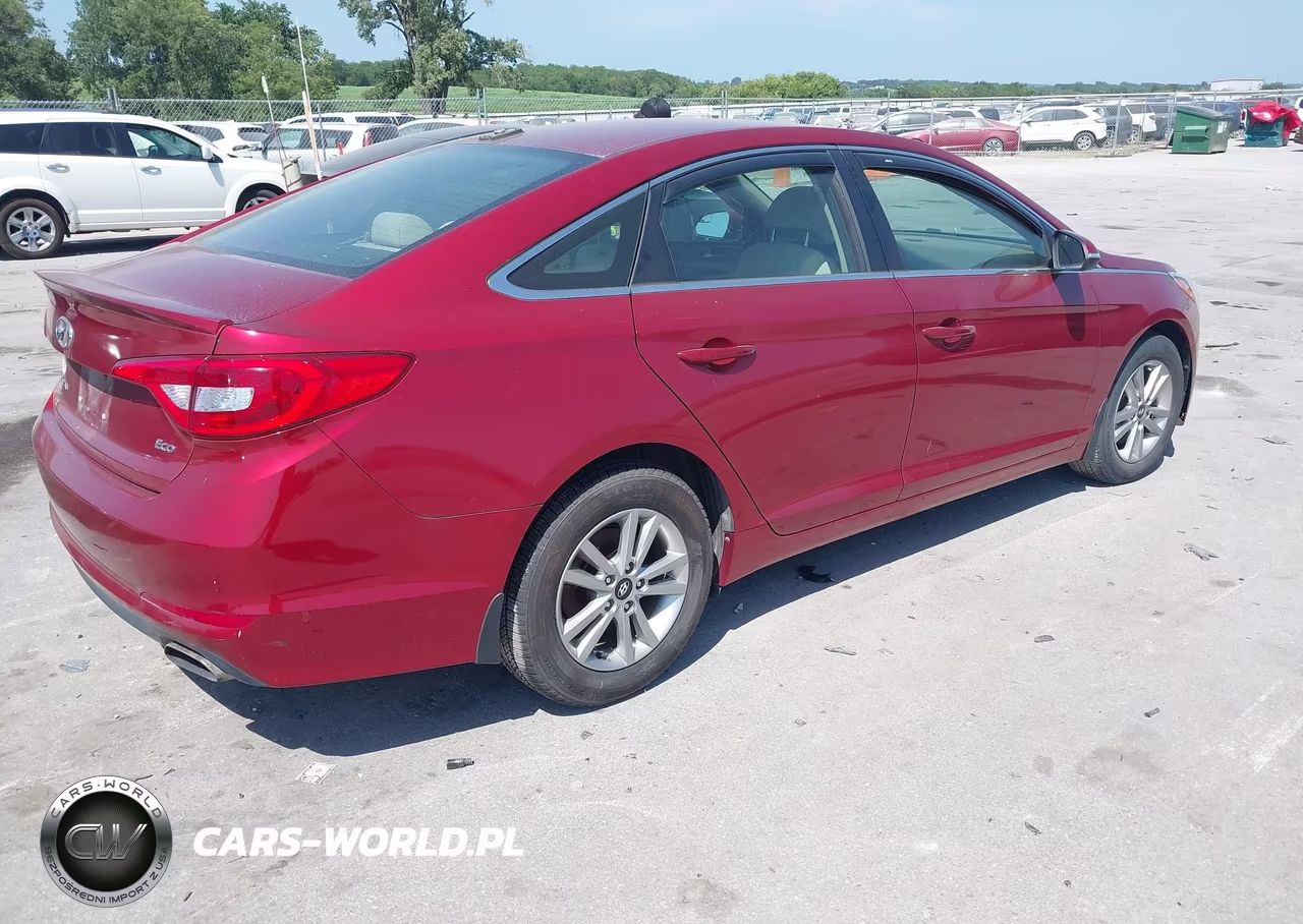2015 Hyundai Sonata Eco VIN:5NPE24AA5FH153810 - 4