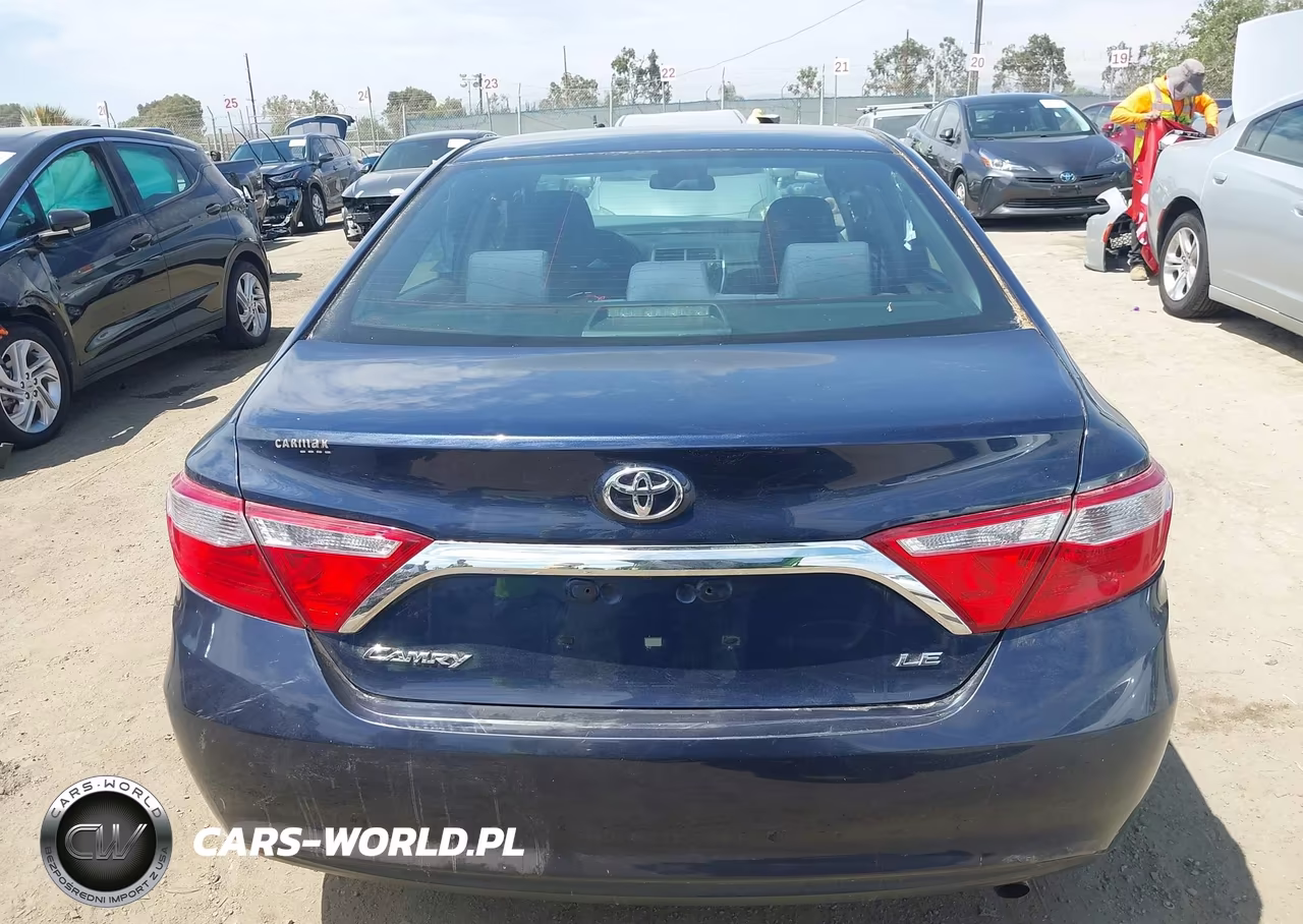 2017 Toyota Camry Le VIN:4T1BF1FK7HU794260 - 16