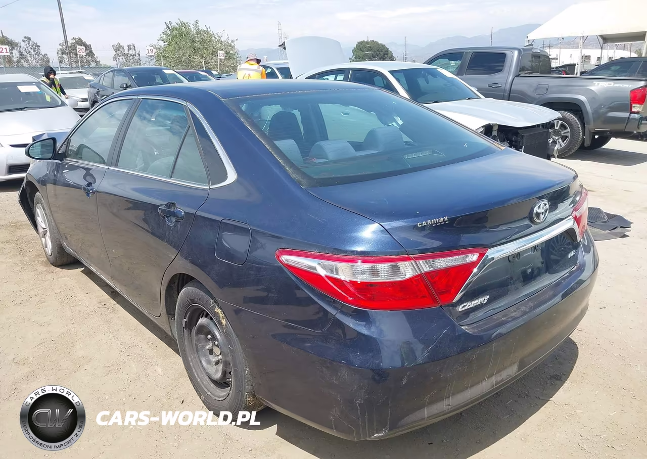 2017 Toyota Camry Le VIN:4T1BF1FK7HU794260 - 3