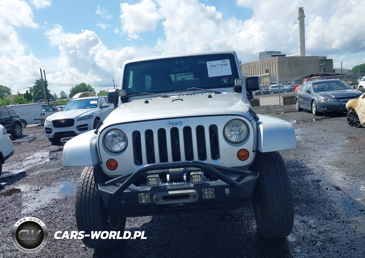 2012 Jeep Wrangler Unlimited Sahara VIN:1C4HJWEG4CL122470 - 6