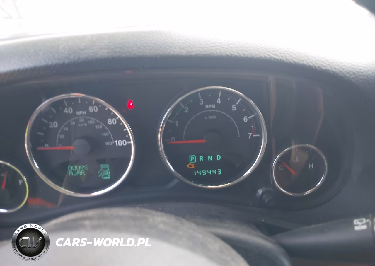 2012 Jeep Wrangler Unlimited Sahara VIN:1C4HJWEG4CL122470 - 7