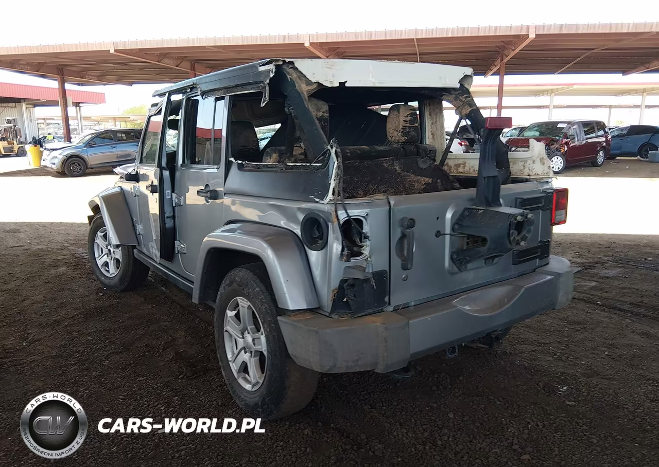 2018 Jeep Wrangler Jk Unlimited Sahara 4X4 VIN:1C4BJWEG8JL937208 - 3