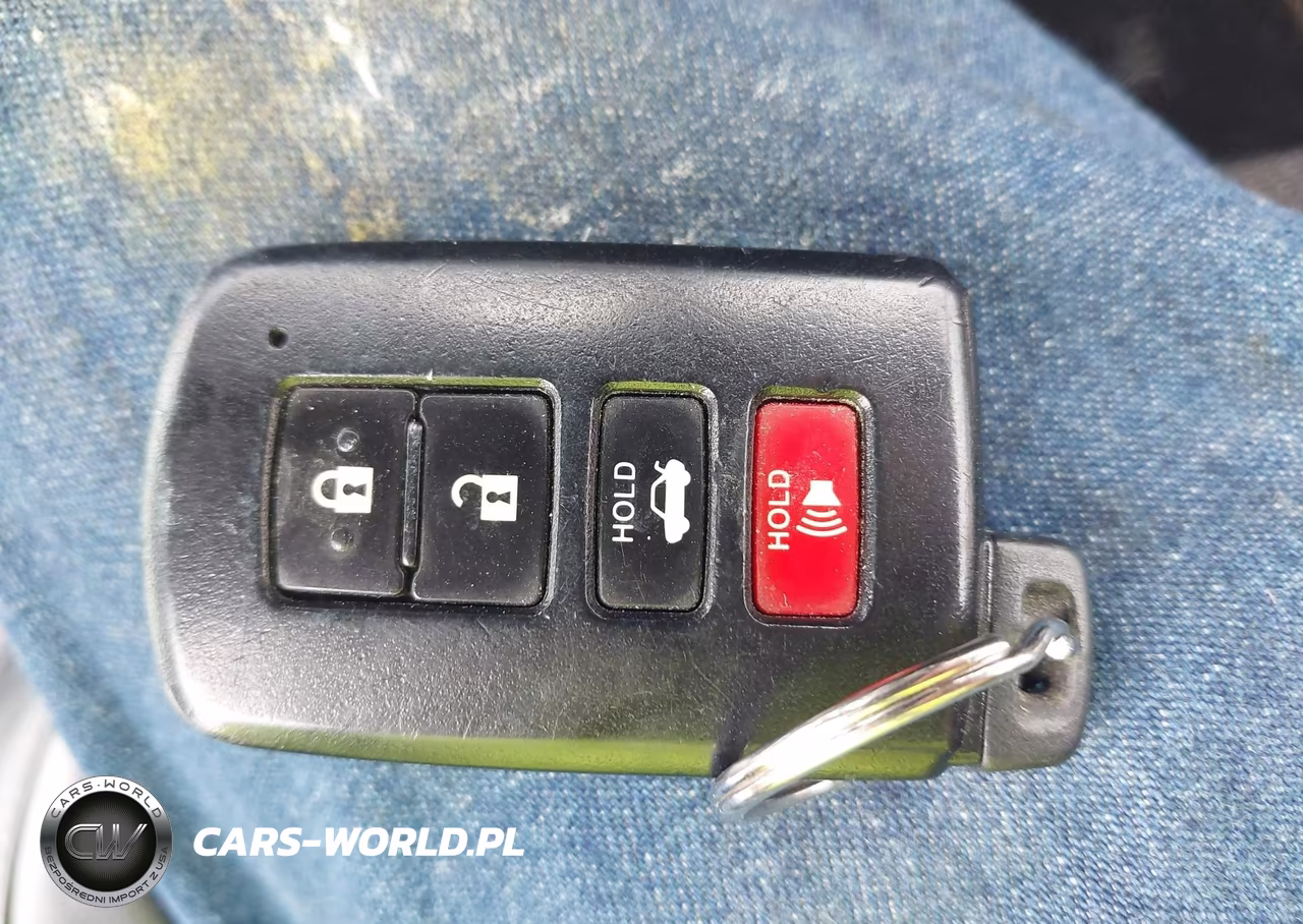 2016 Toyota Corolla S Plus VIN:5YFBURHE0GP490005 - 11