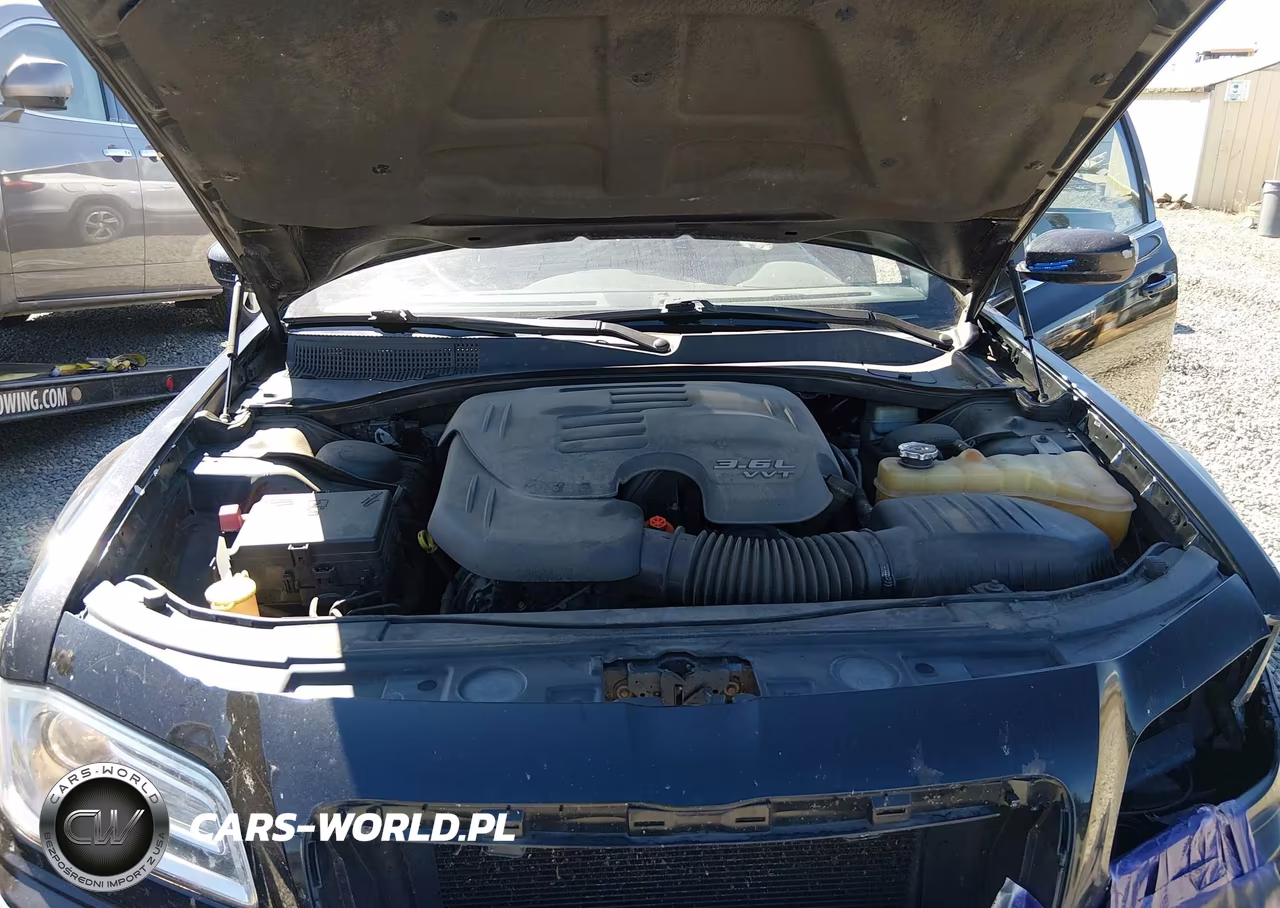 2012 Chrysler 300 VIN:2C3CCAAG0CH114171 - 10