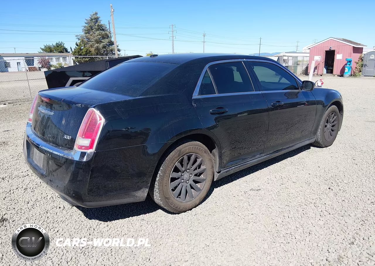 2012 Chrysler 300 VIN:2C3CCAAG0CH114171 - 4