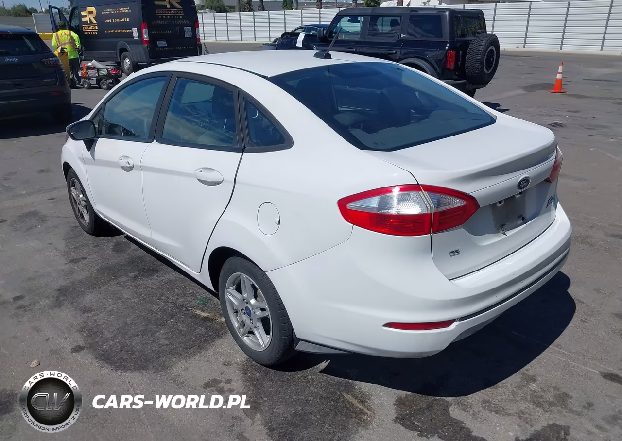2017 Ford Fiesta Se VIN:3FADP4BJXHM151016 - 3