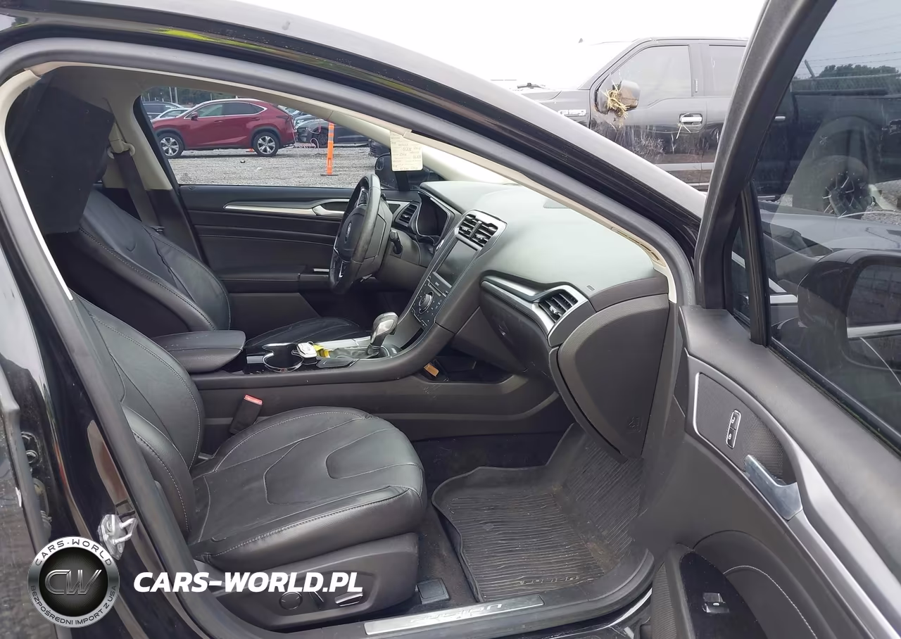 2014 Ford Fusion Titanium VIN:3FA6P0K97ER247482 - 5