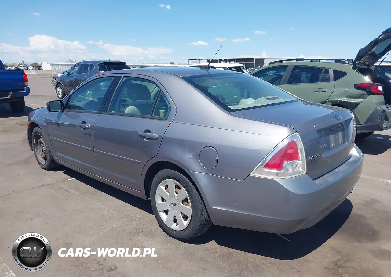 2007 Ford Fusion S VIN:3FAHP06ZX7R268199 - 3