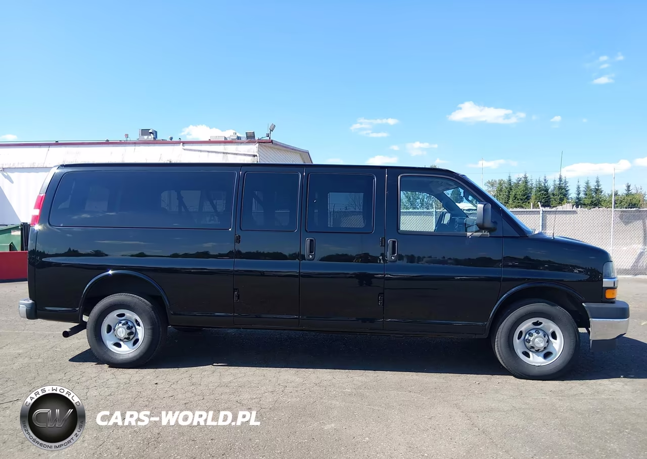 2017 Chevrolet Express 3500 Lt VIN:1GAZGPFF6H1287995 - 13