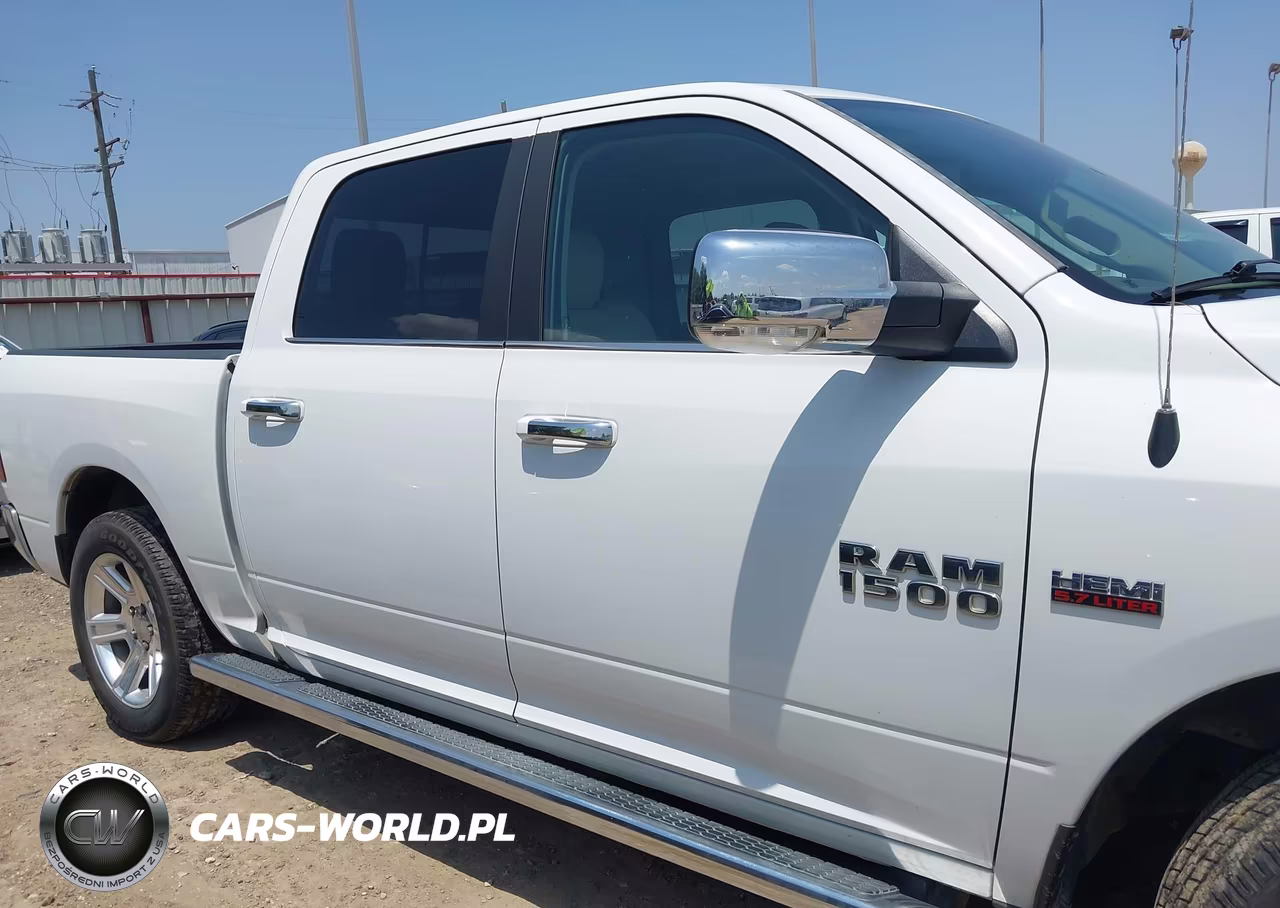 2017 Ram 1500 Lone Star Silver 4X2 5'7 Box VIN:1C6RR6LT3HS836575 - 13