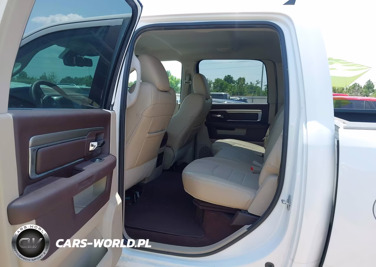 2017 Ram 1500 Lone Star Silver 4X2 5'7 Box VIN:1C6RR6LT3HS836575 - 8