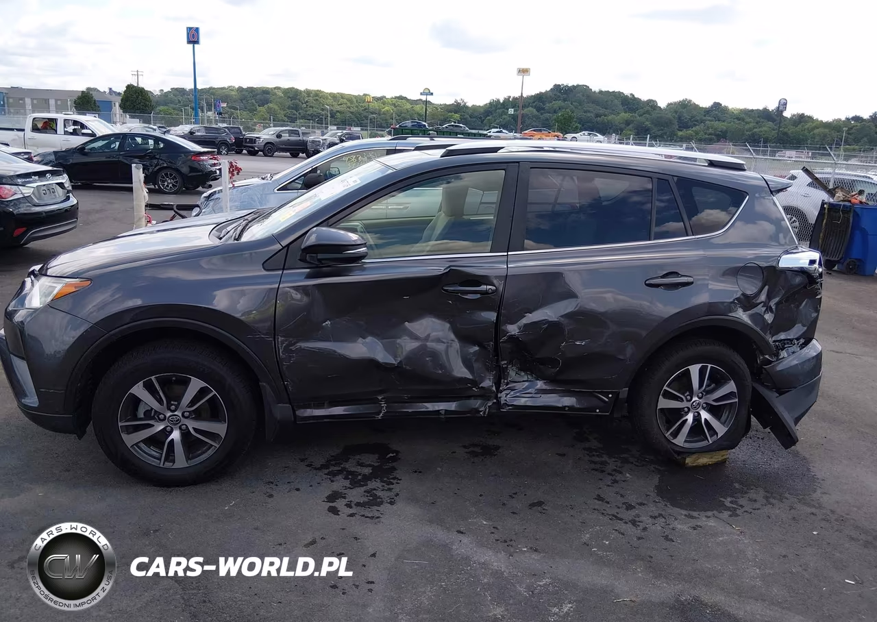 2016 Toyota Rav4 Xle VIN:JTMRFREV7GJ102253 - 14