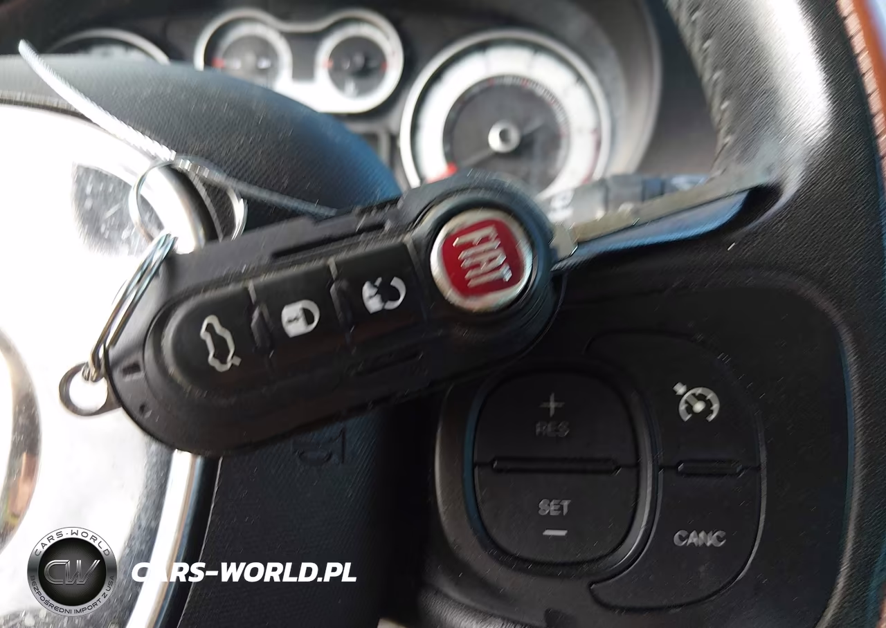 2015 Fiat 500L Trekking VIN:ZFBCFADH1FZ034053 - 11