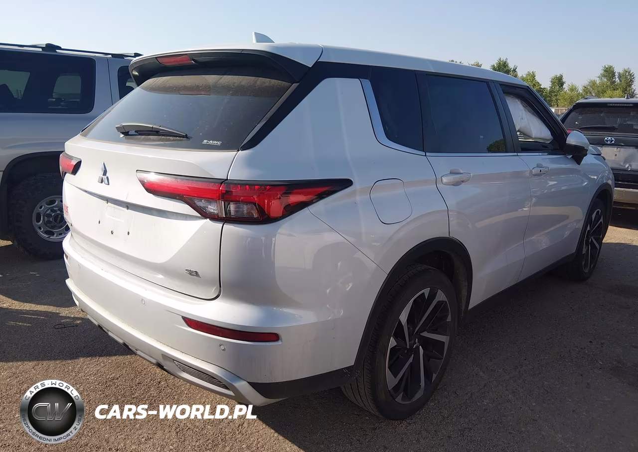 2023 Mitsubishi Outlander Ralliart S-Awc-Se 2.5 S-Awc-Se Black Edition S-Awc-Se Special Editiont S-Awc VIN:JA4J4UA86PZ031533 - 4