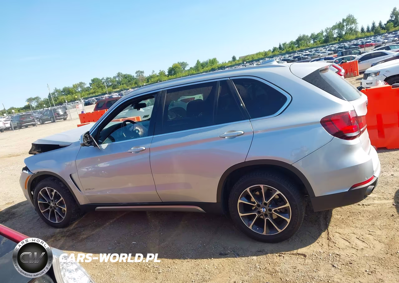 2017 BMW X5 xDrive35I VIN:5UXKR0C30H0V83913 - 14