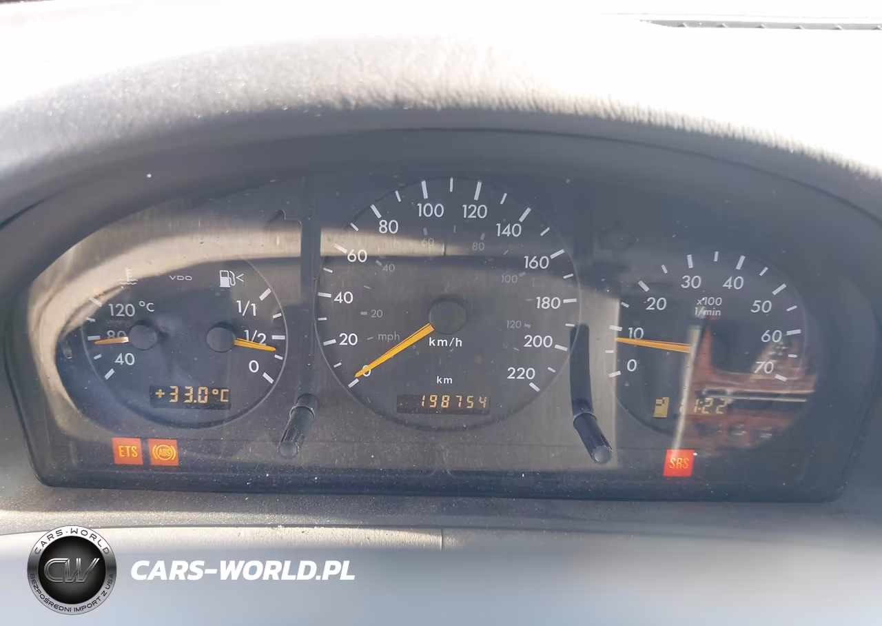2000 Mercedes-Benz Ml 320 VIN:4JGAB54E8YA161957 - 7