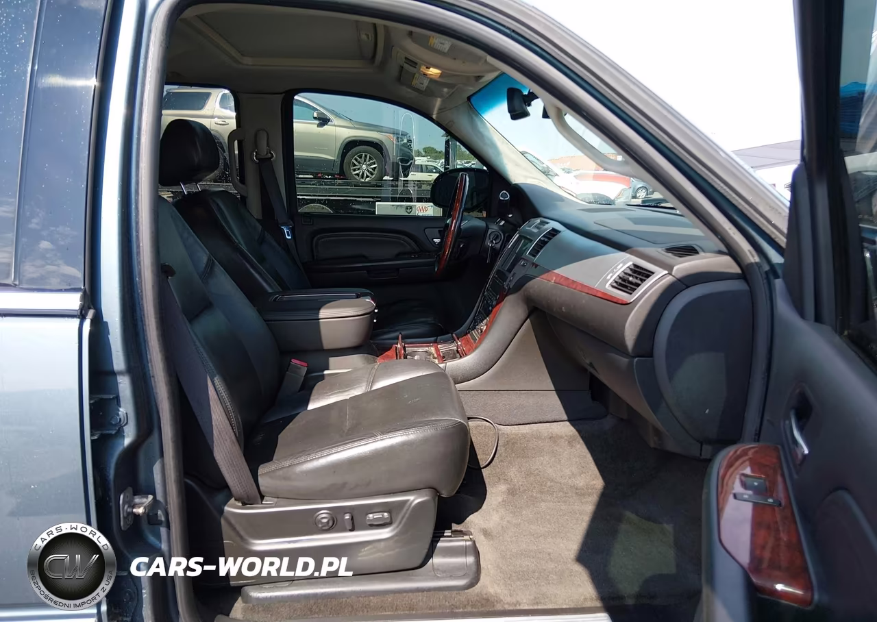 2009 Cadillac Escalade Standard VIN:1GYFK23269R226091 - 5