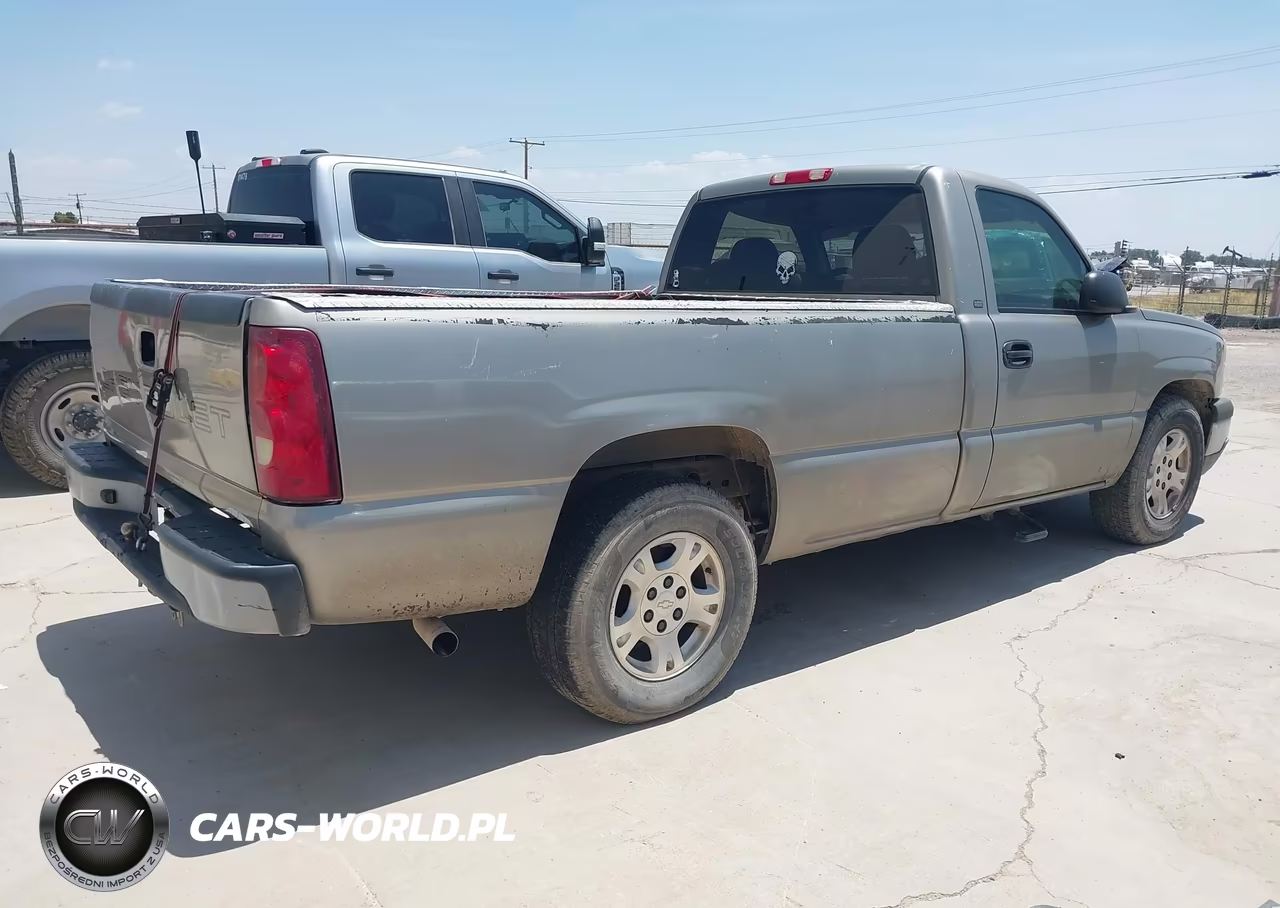 2003 Chevrolet Silverado 1500 Work Truck VIN:1GCEC14X43Z281309 - 4
