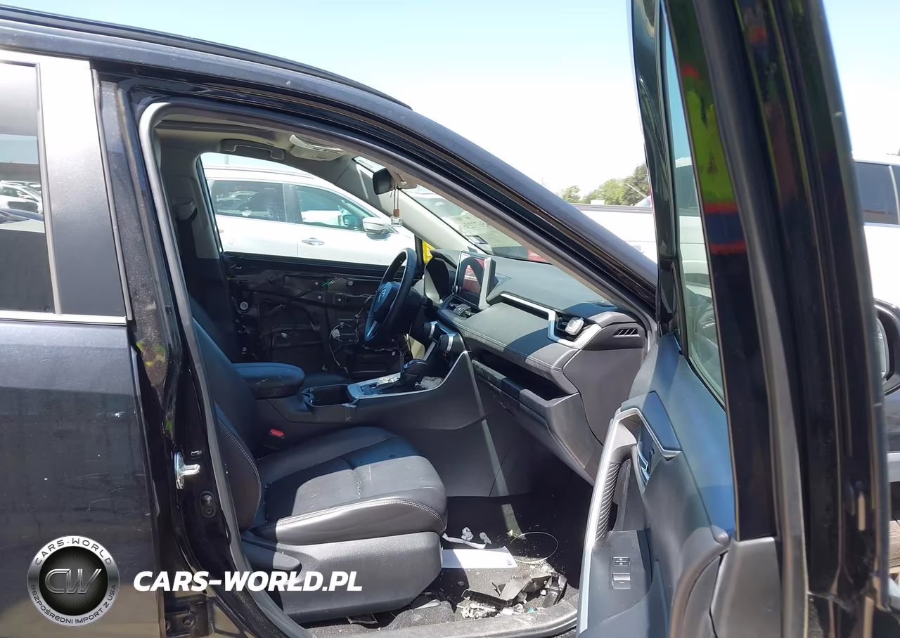 2023 Toyota Rav4 Xle Premium VIN:2T3C1RFV9PW256757 - 5