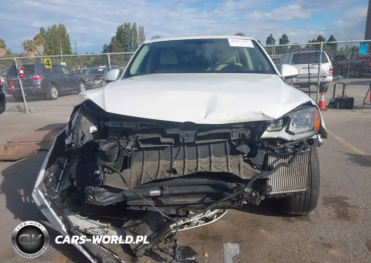 2013 Volkswagen Touareg Tdi Sport VIN:WVGEP9BP2DD013441 - 11