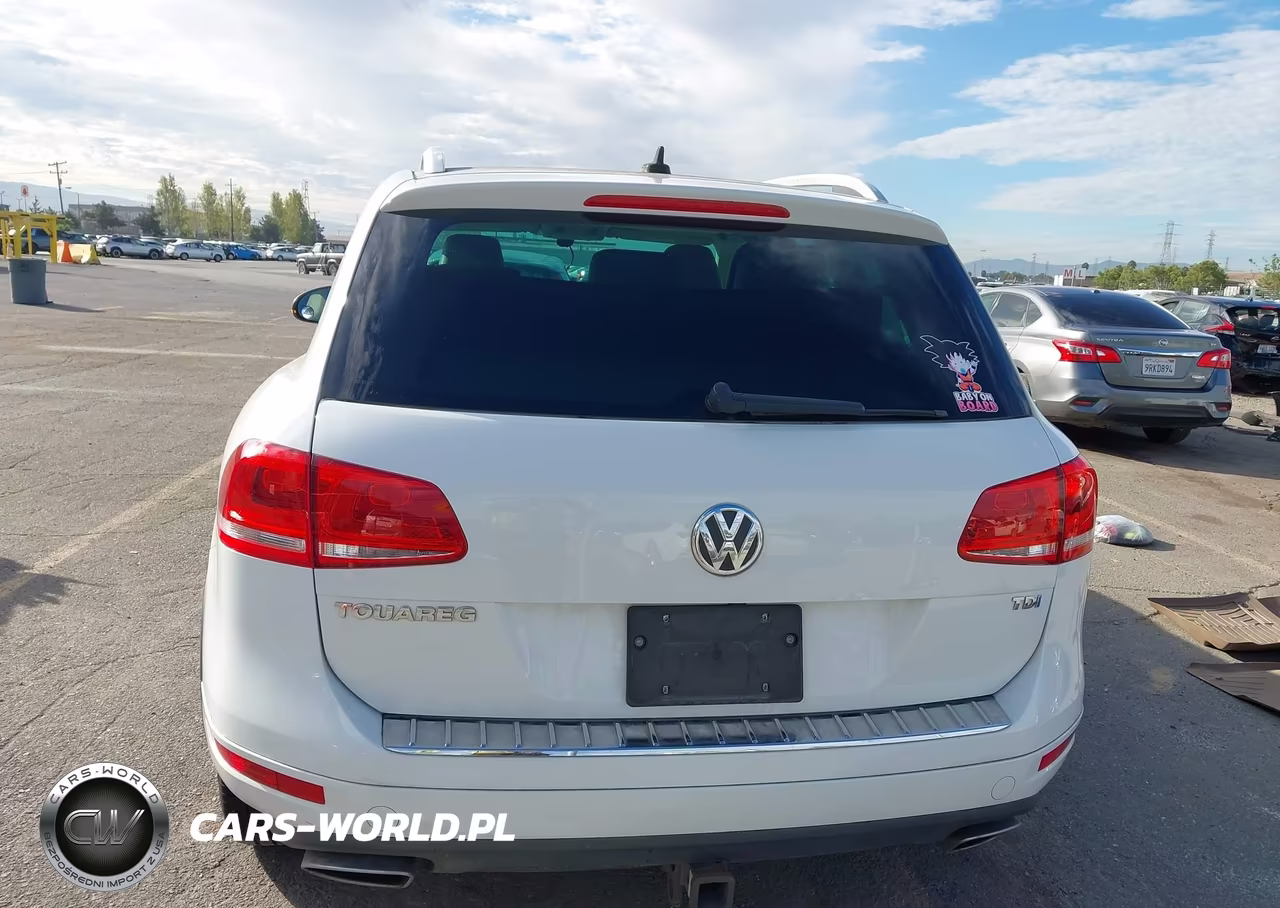 2013 Volkswagen Touareg Tdi Sport VIN:WVGEP9BP2DD013441 - 15