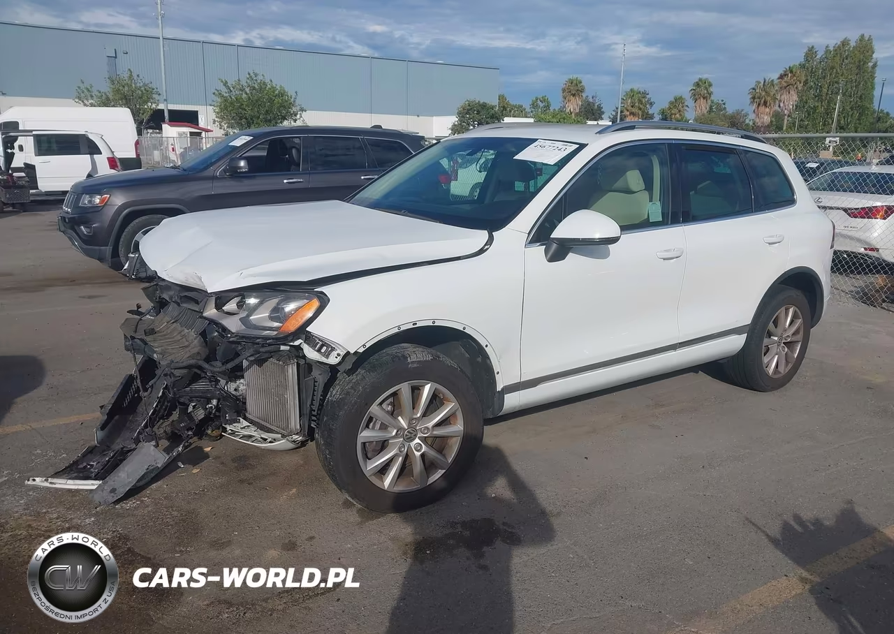 2013 Volkswagen Touareg Tdi Sport VIN:WVGEP9BP2DD013441 - 2