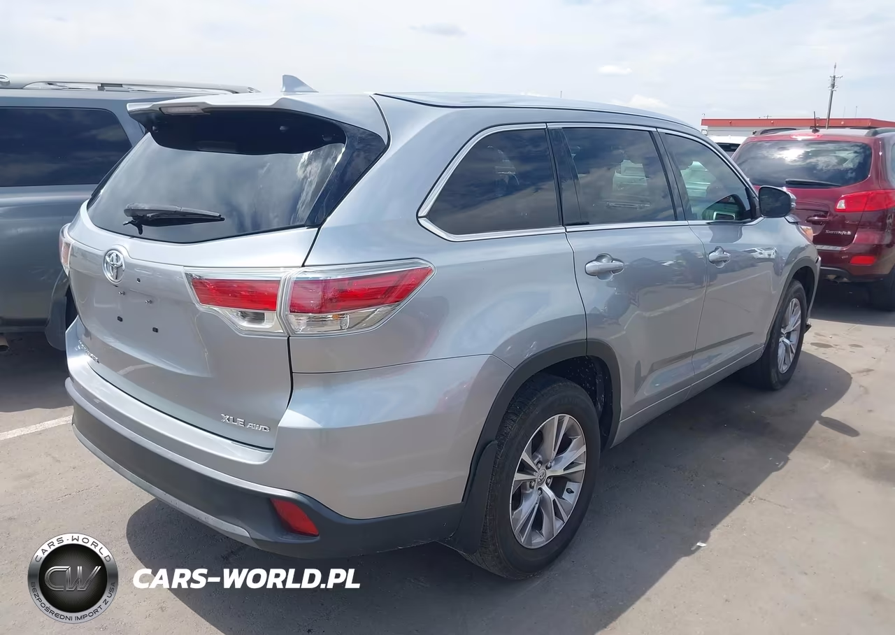 2014 Toyota Highlander Xle V6 VIN:5TDJKRFH7ES007659 - 4