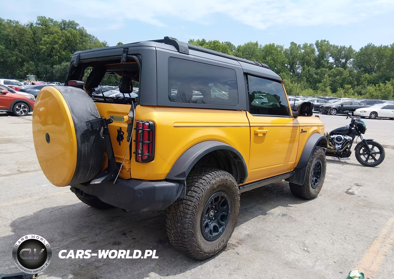 2021 Ford Bronco Wildtrak VIN:1FMDE5CP6MLA63631 - 4