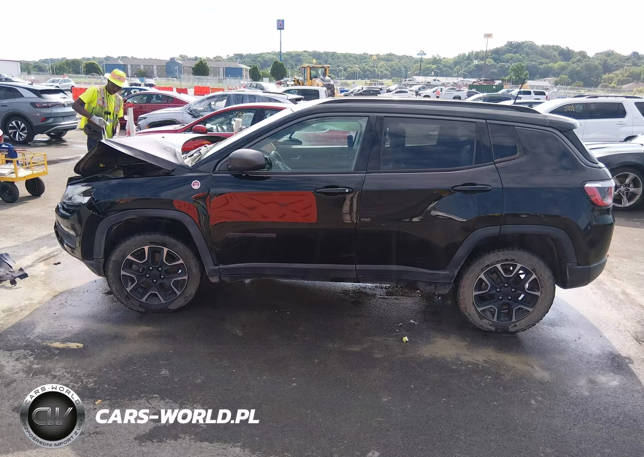 2019 Jeep Compass Trailhawk 4X4 VIN:3C4NJDDB1KT592617 - 14
