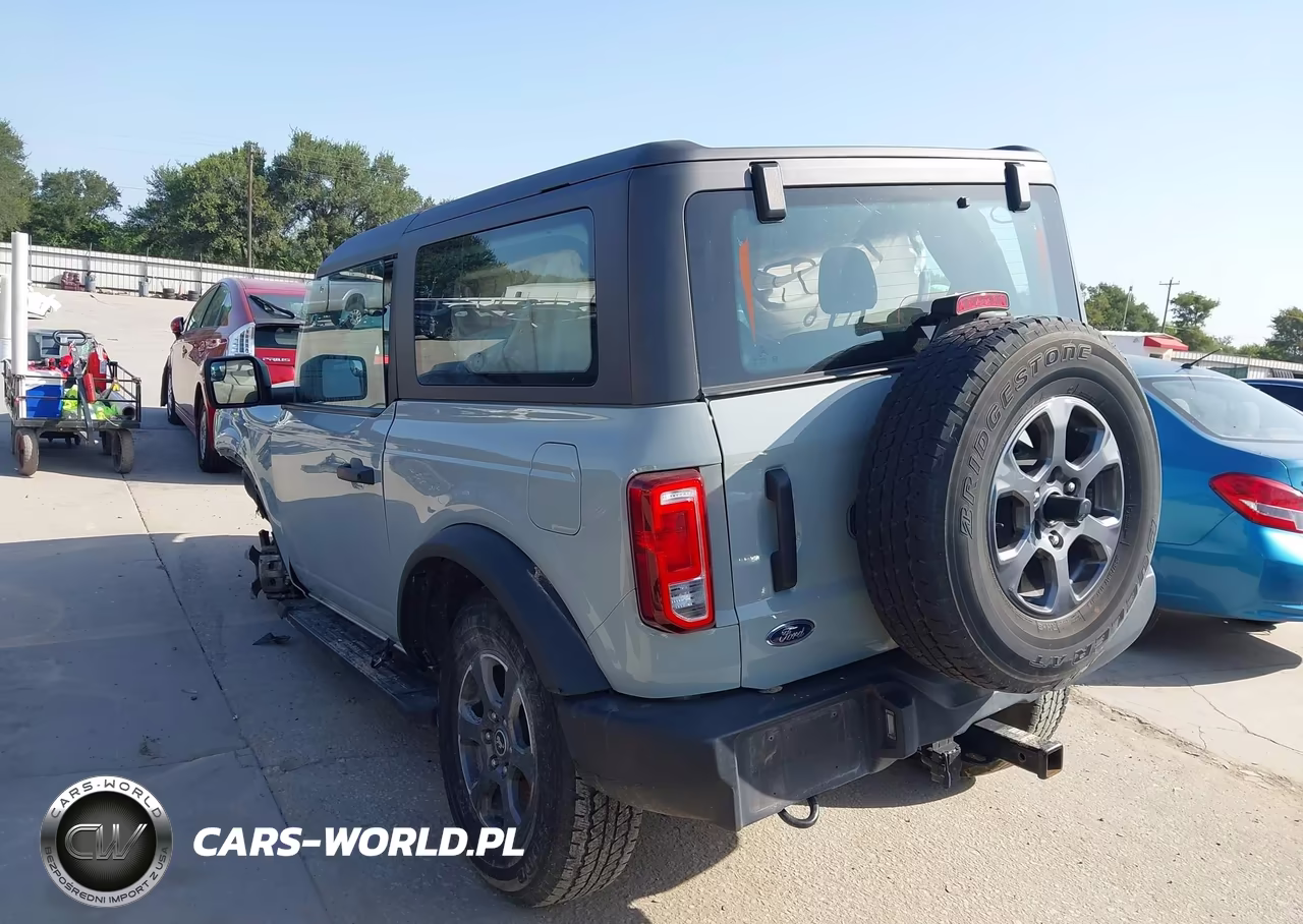 2022 Ford Bronco VIN:1FMDE5AP1NLB64080 - 3