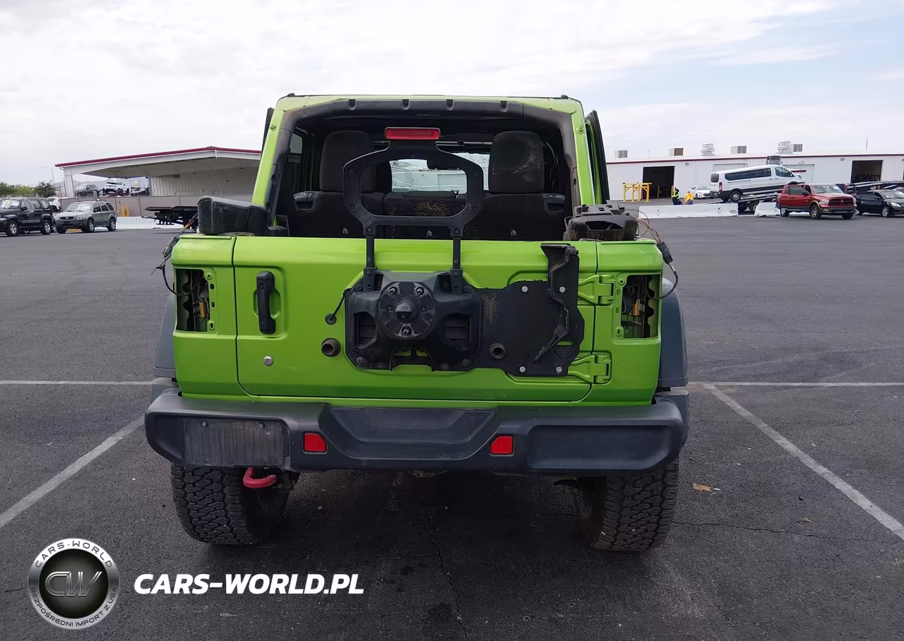 2019 Jeep Wrangler Unlimited Rubicon 4X4 VIN:1C4HJXFGXKW564753 - 17