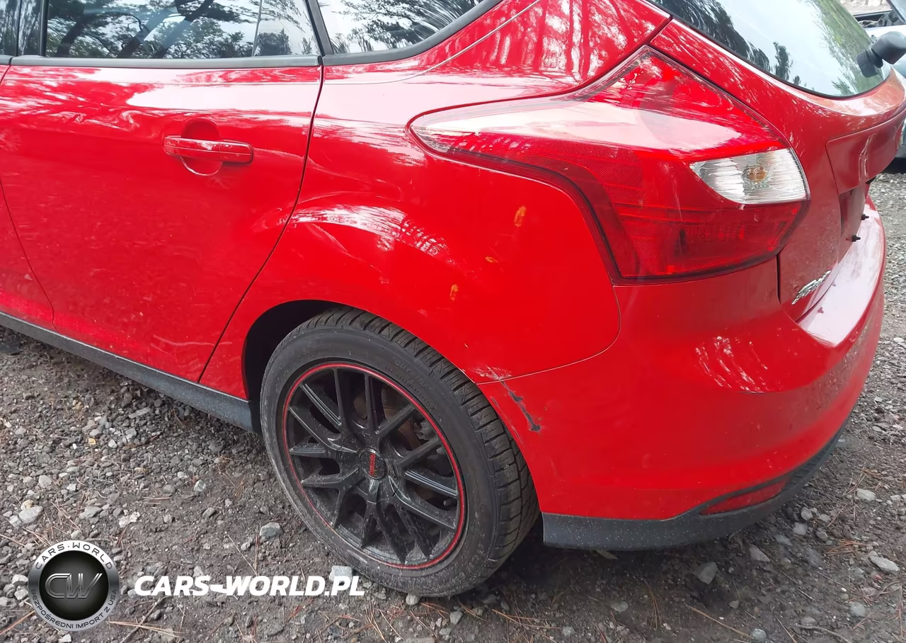 2012 Ford Focus Se VIN:1FAHP3K27CL171724 - 6