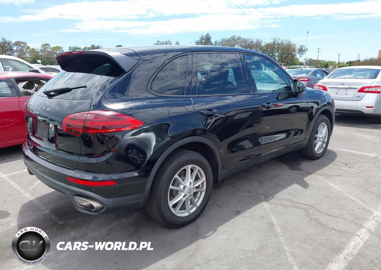 2017 Porsche Cayenne VIN:WP1AA2A2XHKA88549 - 4