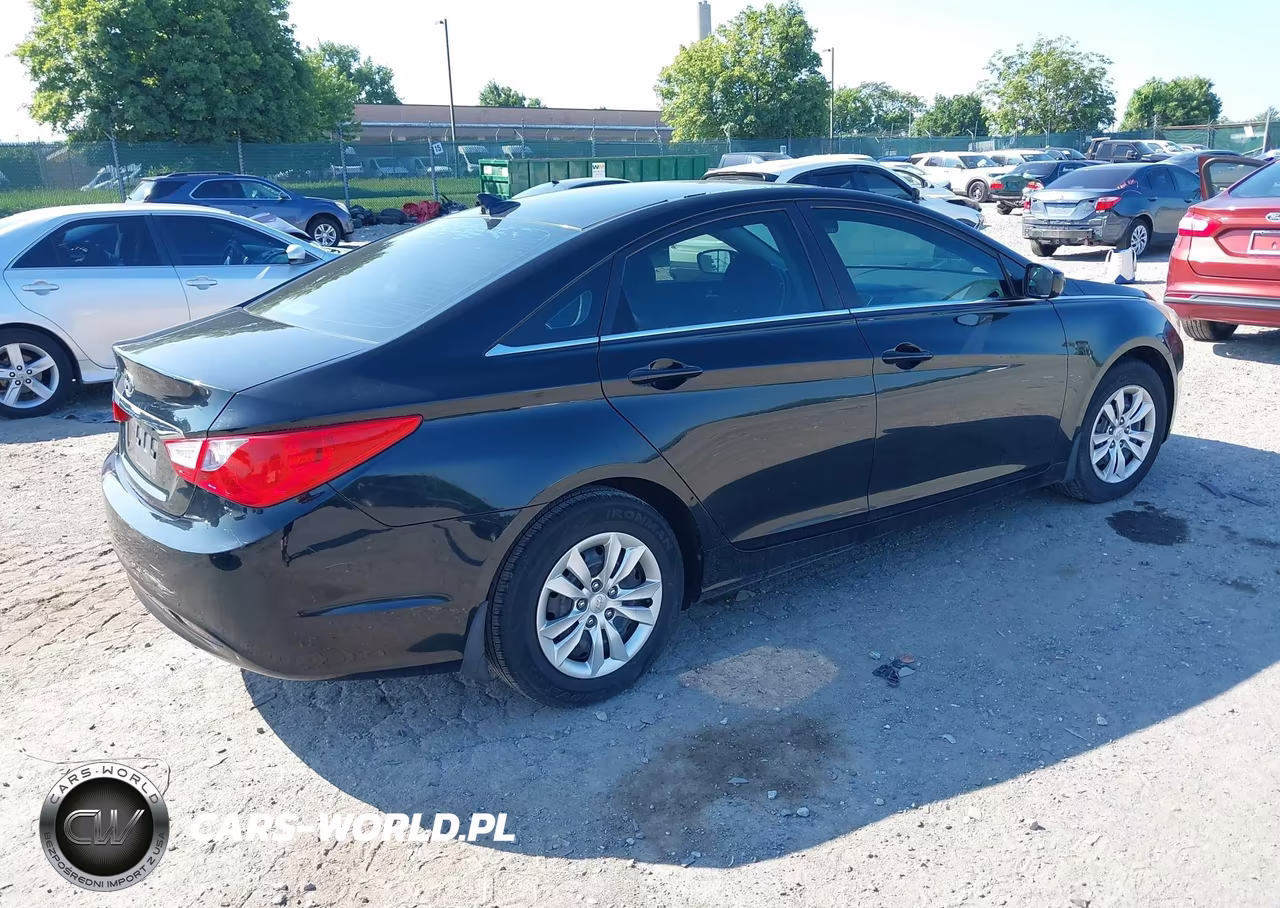 2011 Hyundai Sonata Gls VIN:5NPEB4AC0BH303995 - 4