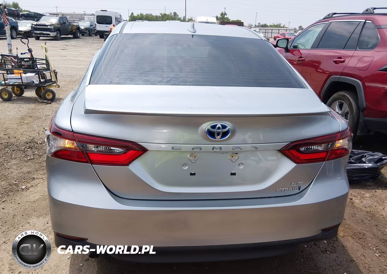 2024 Toyota Camry Hybrid Le VIN:4T1C31AK6RU626034 - 16
