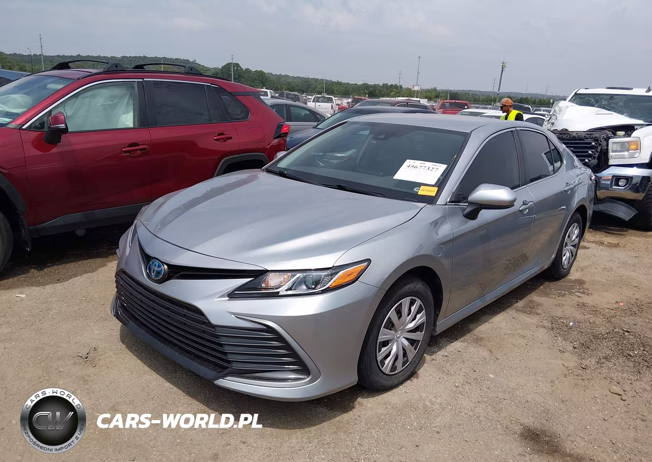 2024 Toyota Camry Hybrid Le VIN:4T1C31AK6RU626034 - 2