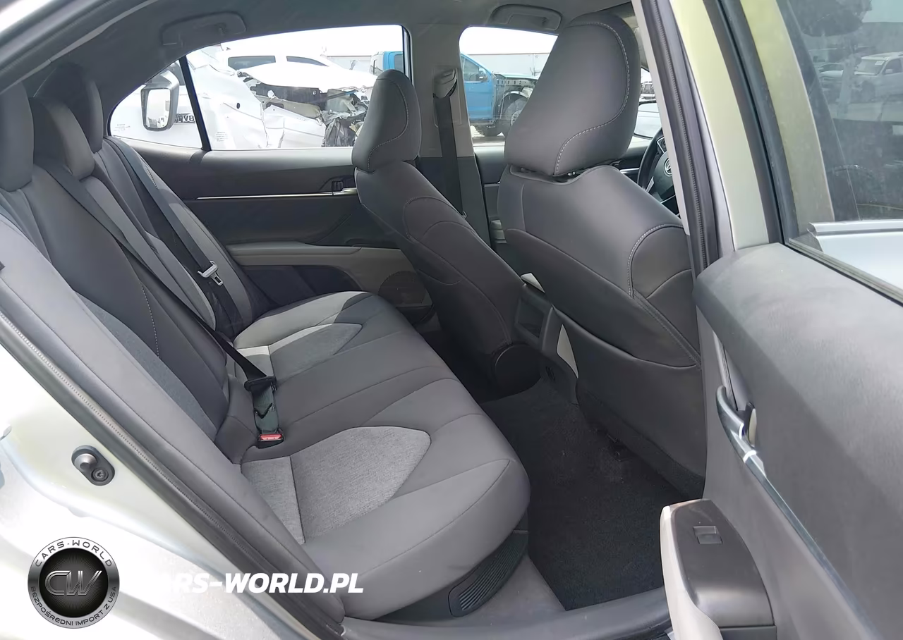 2024 Toyota Camry Hybrid Le VIN:4T1C31AK6RU626034 - 8