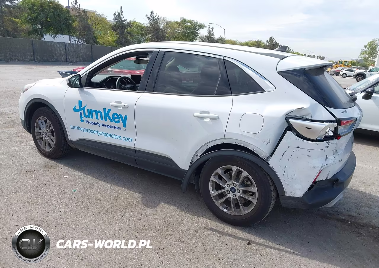 2020 Ford Escape Se VIN:1FMCU0G61LUB13296 - 3