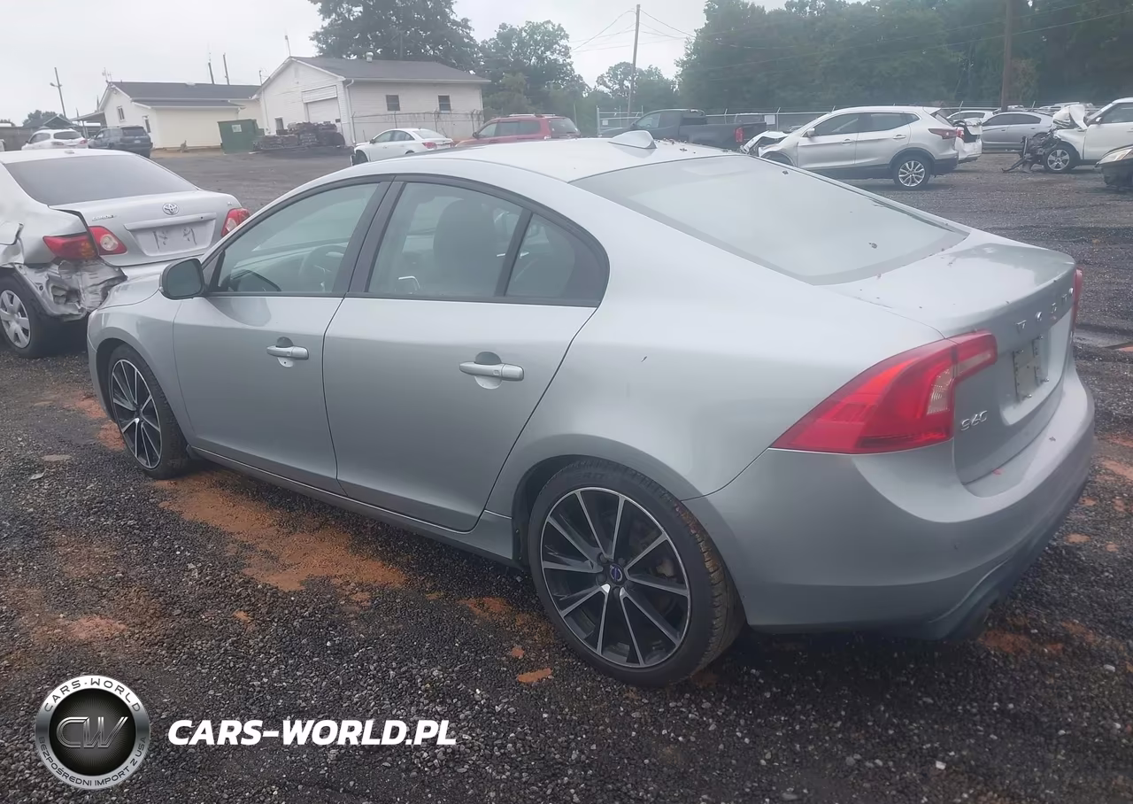 2017 Volvo S60 T5 Dynamic VIN:YV126MFL3H2433547 - 3