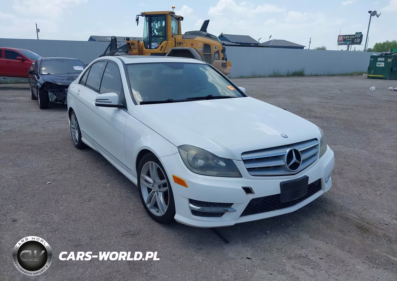 2013 Mercedes-Benz C 250 Sport VIN:WDDGF4HB2DR262894 - 1