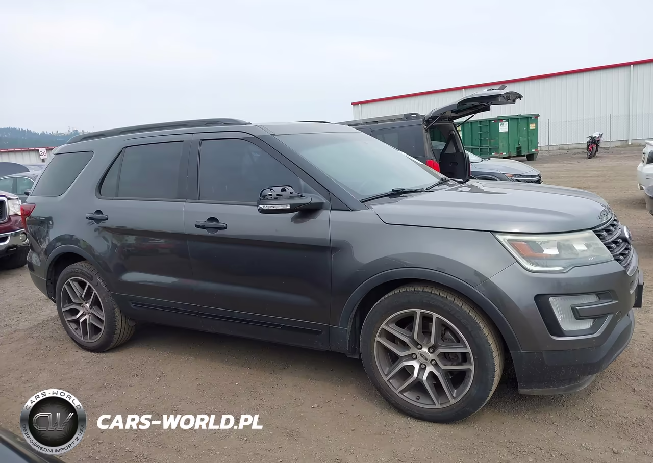 2016 Ford Explorer Sport VIN:1FM5K8GT7GGD28947 - 13