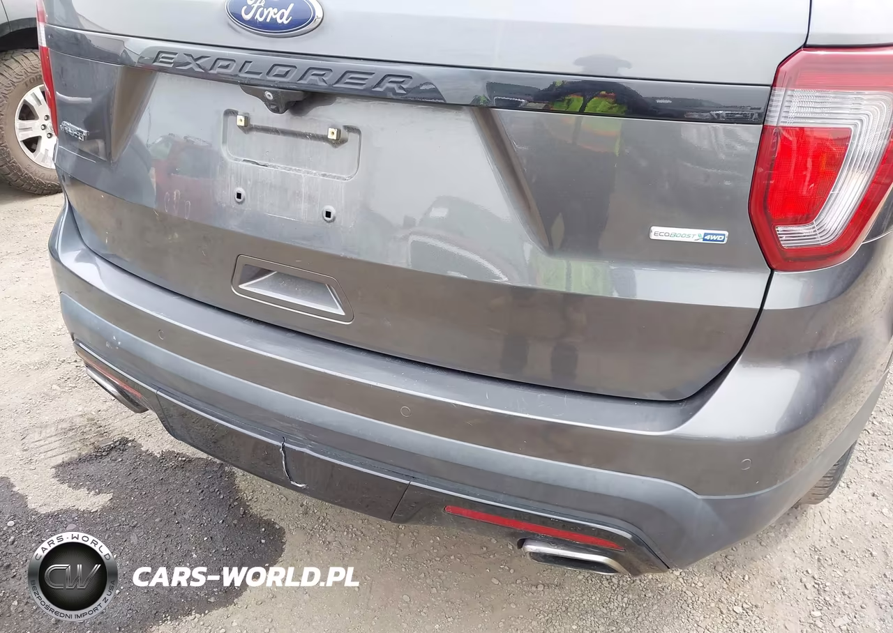 2016 Ford Explorer Sport VIN:1FM5K8GT7GGD28947 - 17