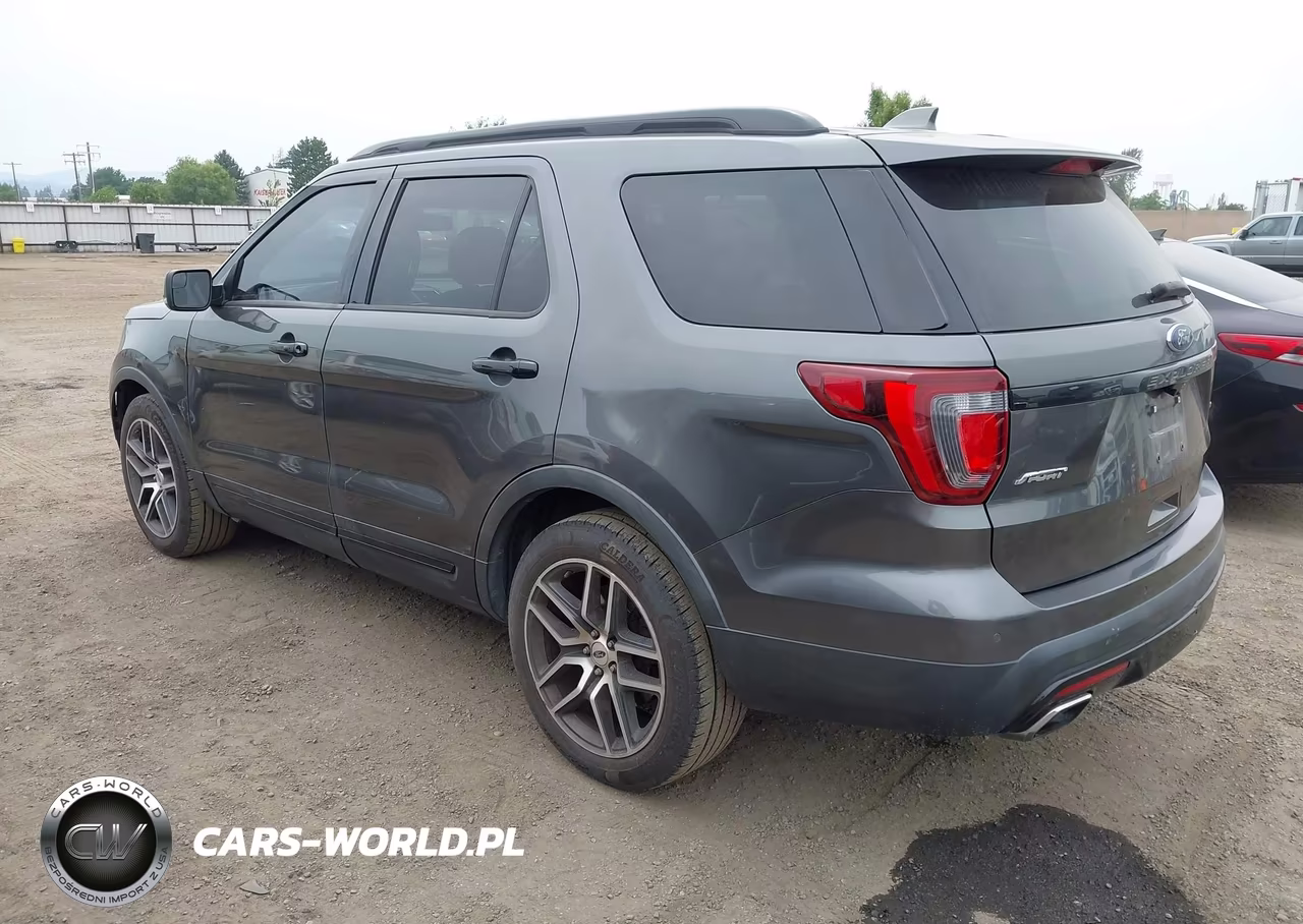 2016 Ford Explorer Sport VIN:1FM5K8GT7GGD28947 - 3